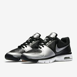 Nike Hyperfuse Indoor Volleyball Shoes Size 10